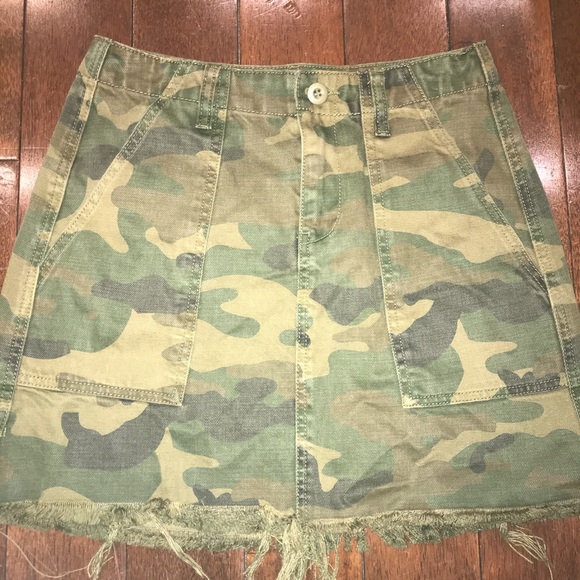 BLANCNYC camo frayed skirt - Picture 5 of 11